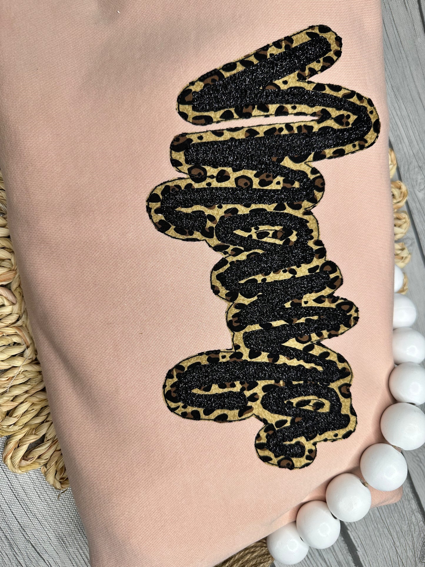 Mama Applique leopard