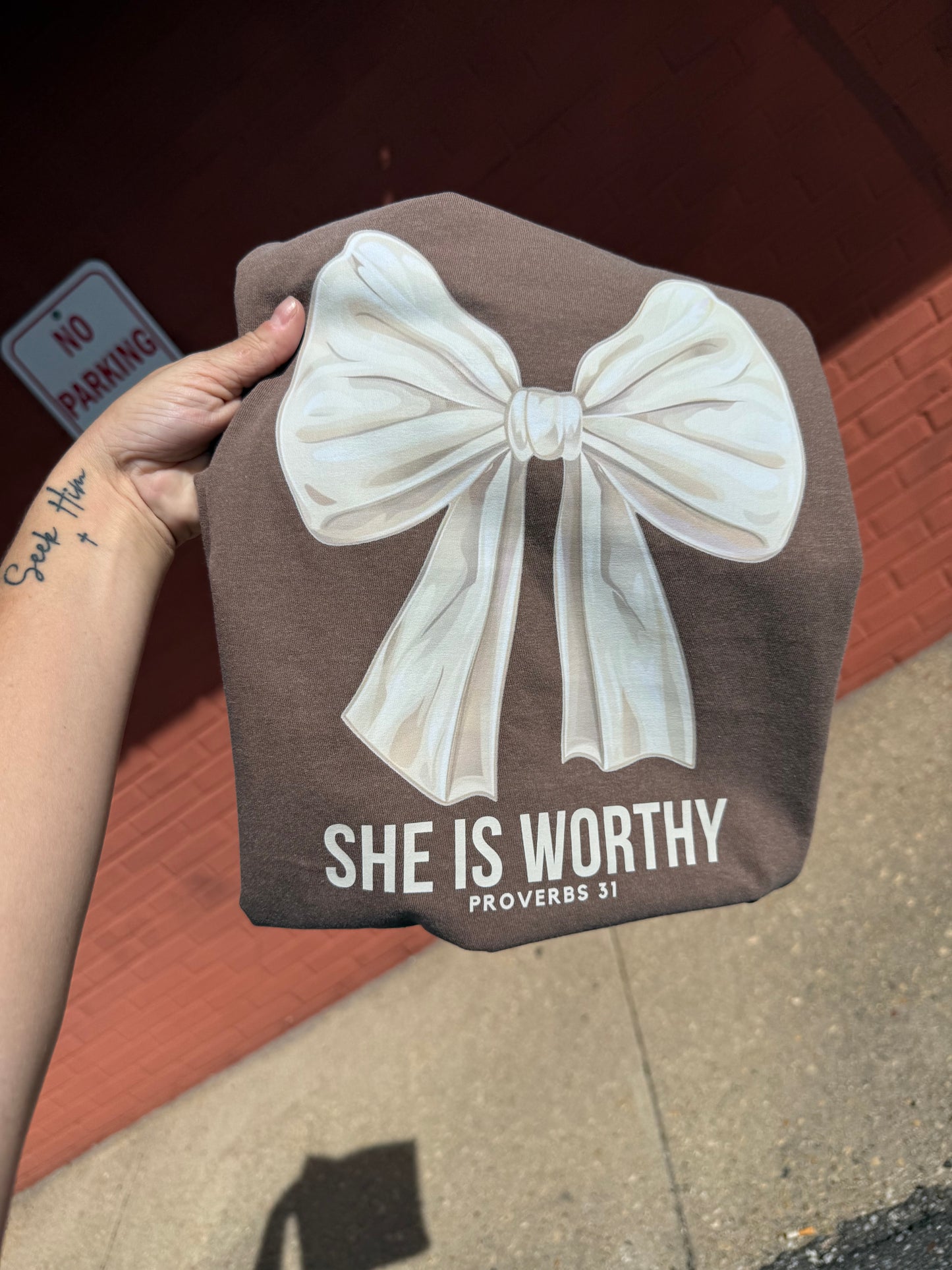 She is Worthy tee