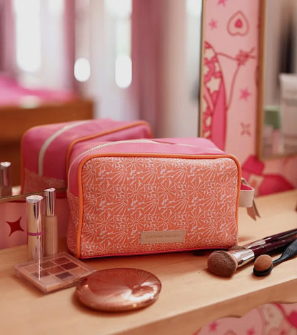 FACE cosmetic bag with handle